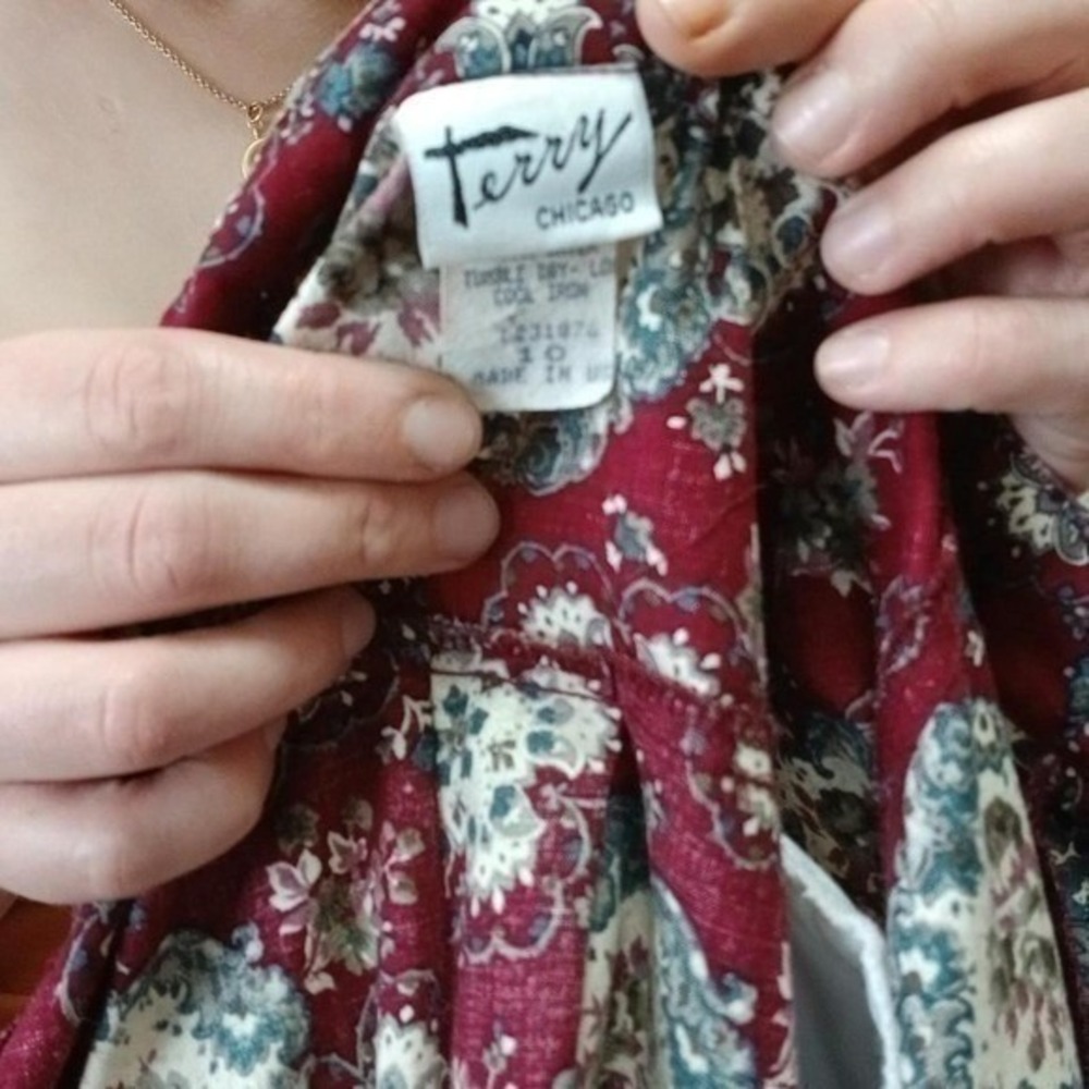 Vintage 80s burgundy patterned western button down blouse, size 10 (S/M) - Picture 6 of 6